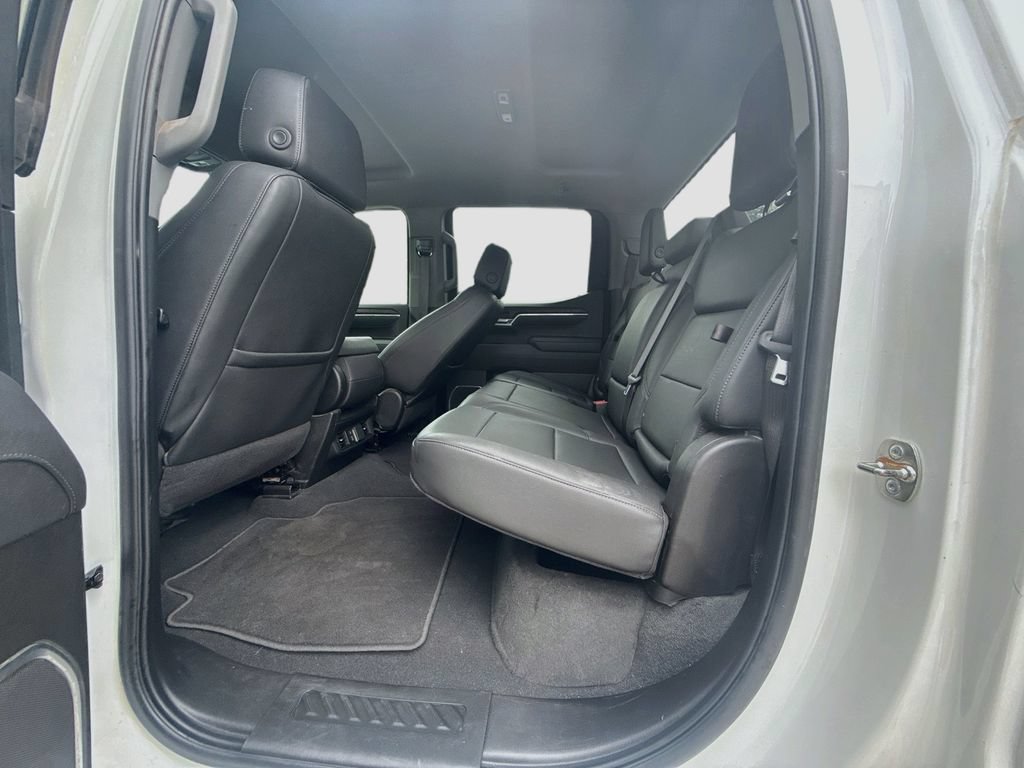 Used 2025 GMC Sierra 1500 SLT AWD/4WD image 26