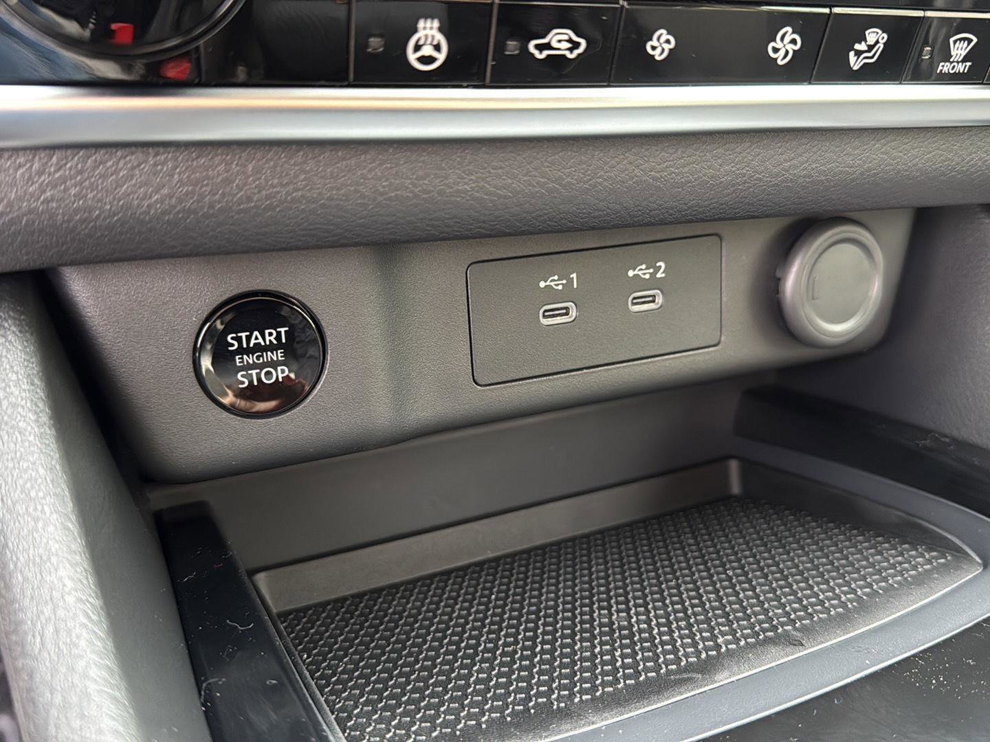 New 2026 Nissan Rogue SV w/ Cold Weather Package FWD image 25