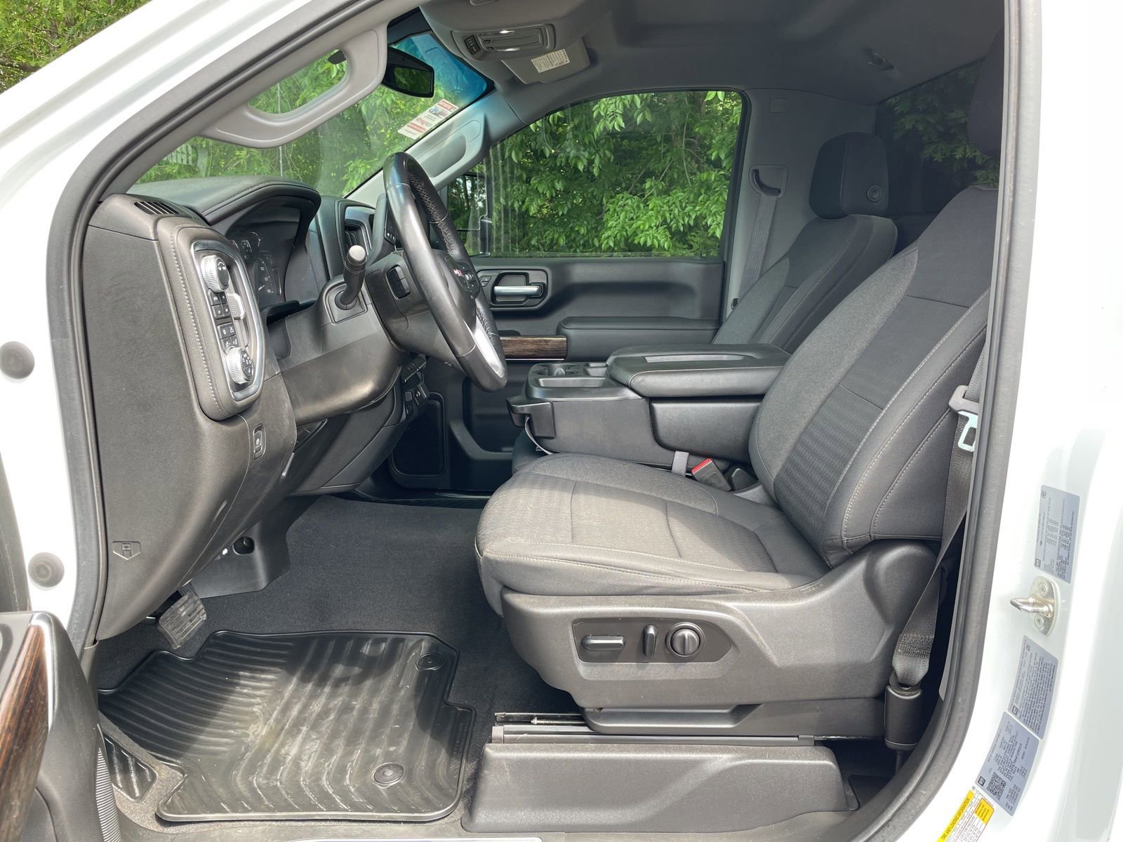 Used 2022 GMC Sierra 3500 SLE w/ SLE Convenience Package AWD/4WD image 11