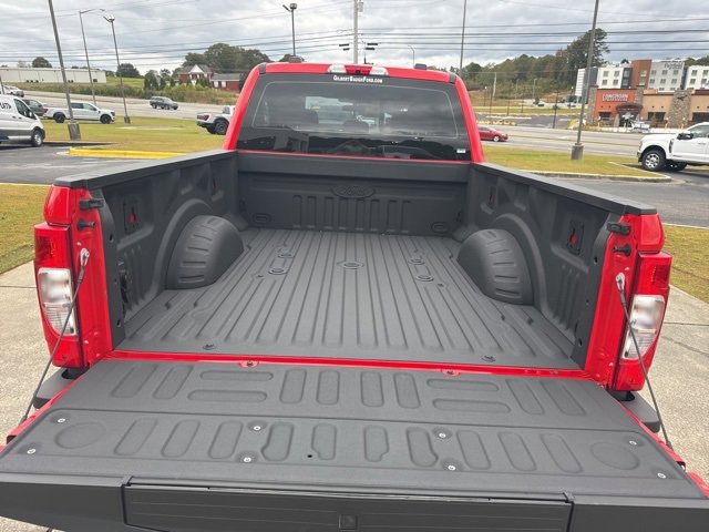 Used 2022 Ford F250 XL w/ STX Appearance Package image 9