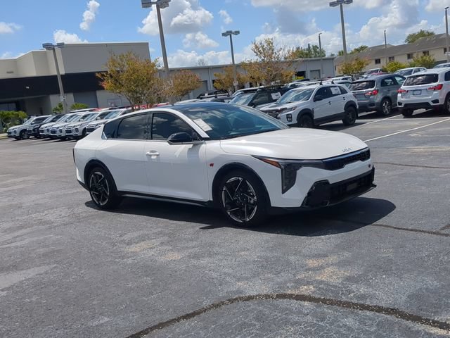 Used 2025 Kia K4 GT-Line w/ GT-Line Premium Package FWD image 4