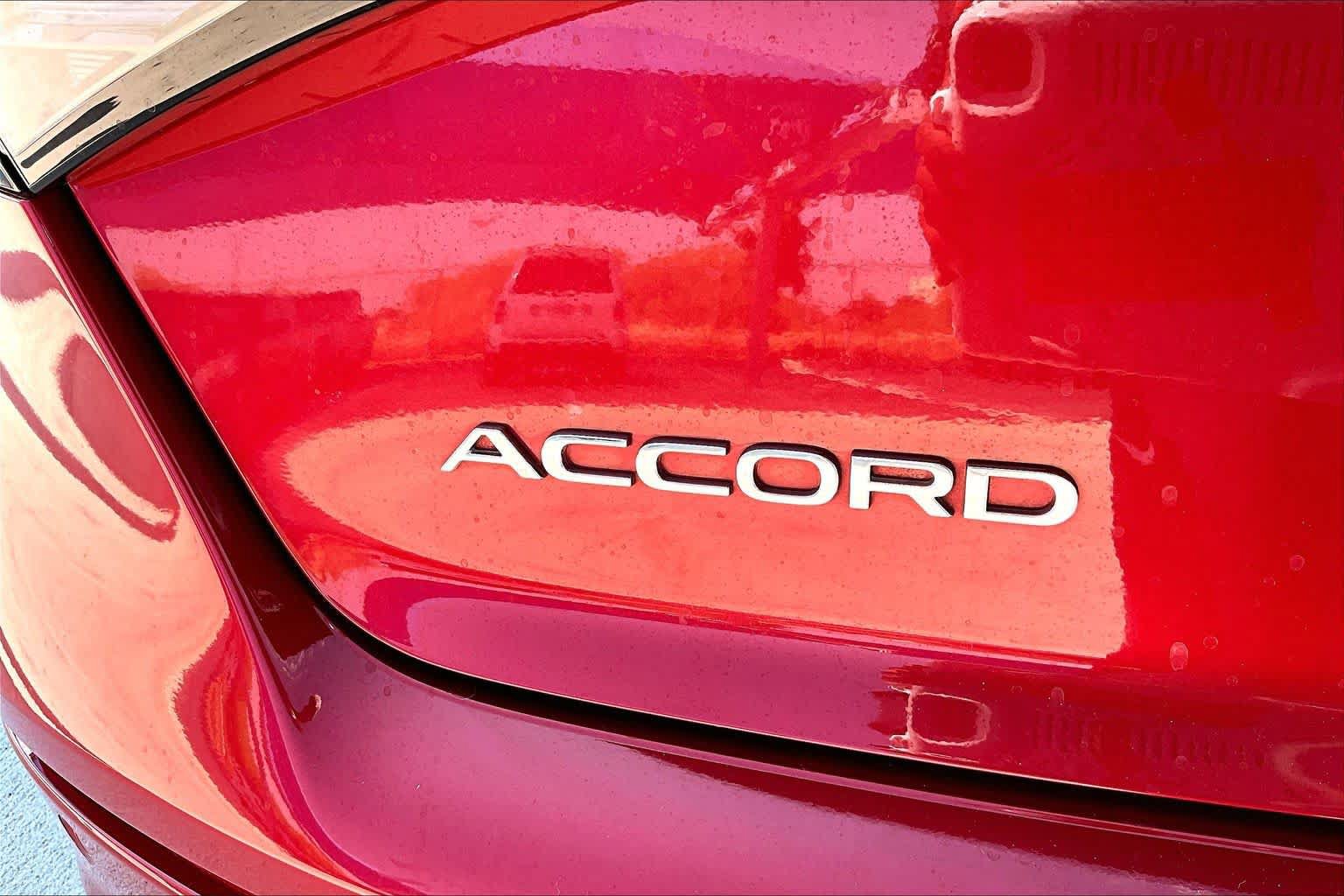 Used 2023 Honda Accord Touring image 10