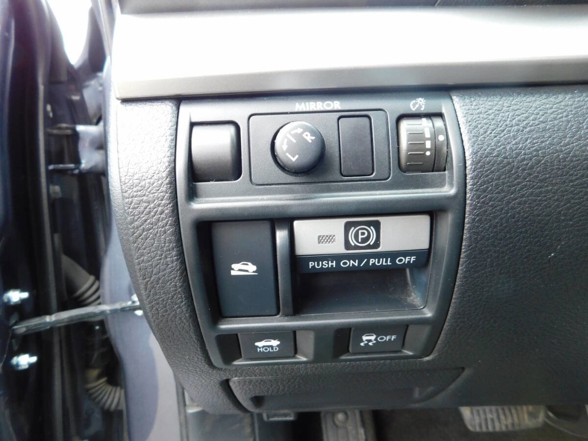 Used 2014 Subaru Legacy 2.5i w/ Alloy Wheel Package image 16