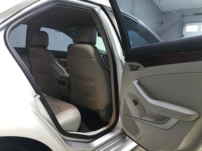 Used 2012 Cadillac CTS Luxury RWD image 15