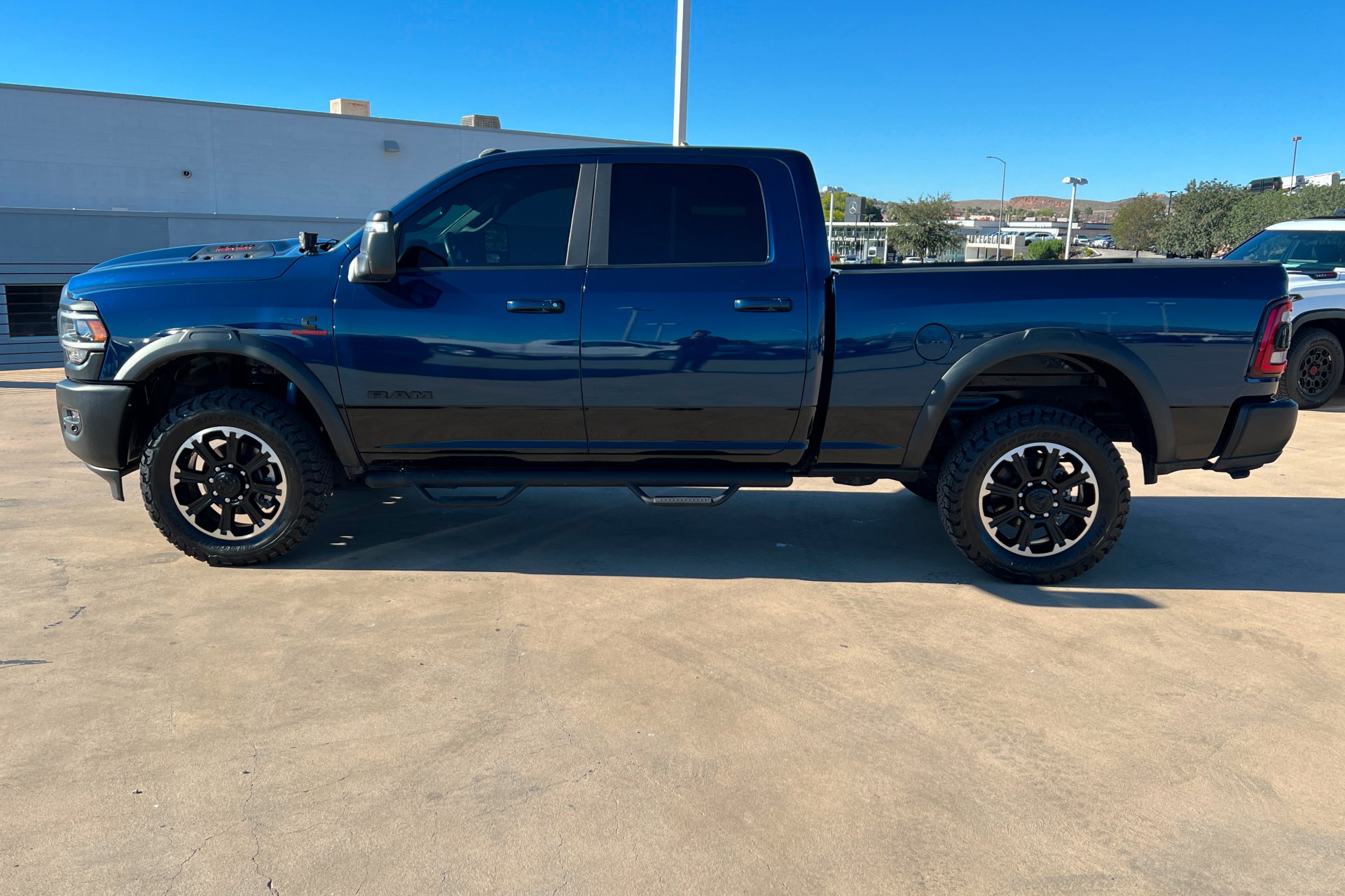 Used 2024 RAM 2500 Rebel AWD/4WD image 2