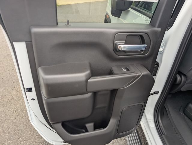 New 2026 GMC Sierra 2500 Pro AWD/4WD image 16