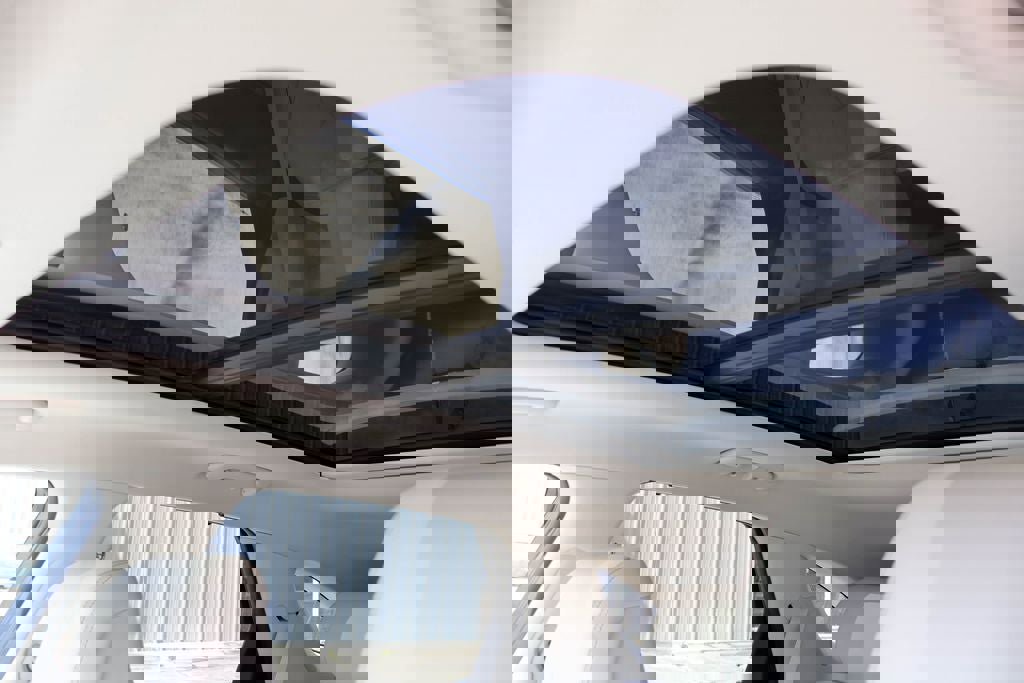 Used 2023 Genesis GV70 2.5T w/ Advanced Package image 11