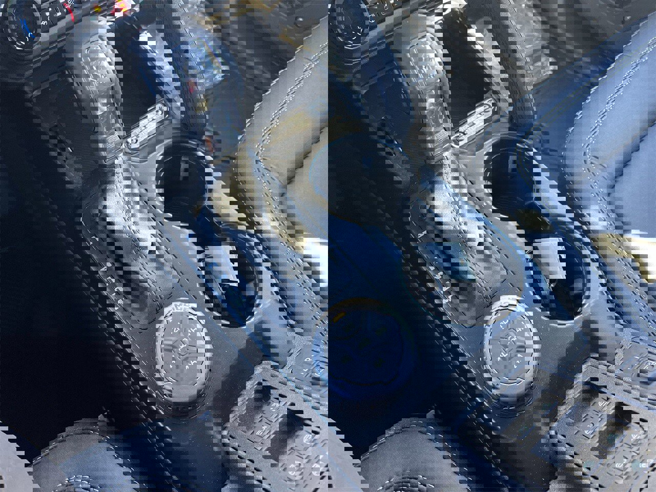 New 2025 Ford Bronco Badlands image 8