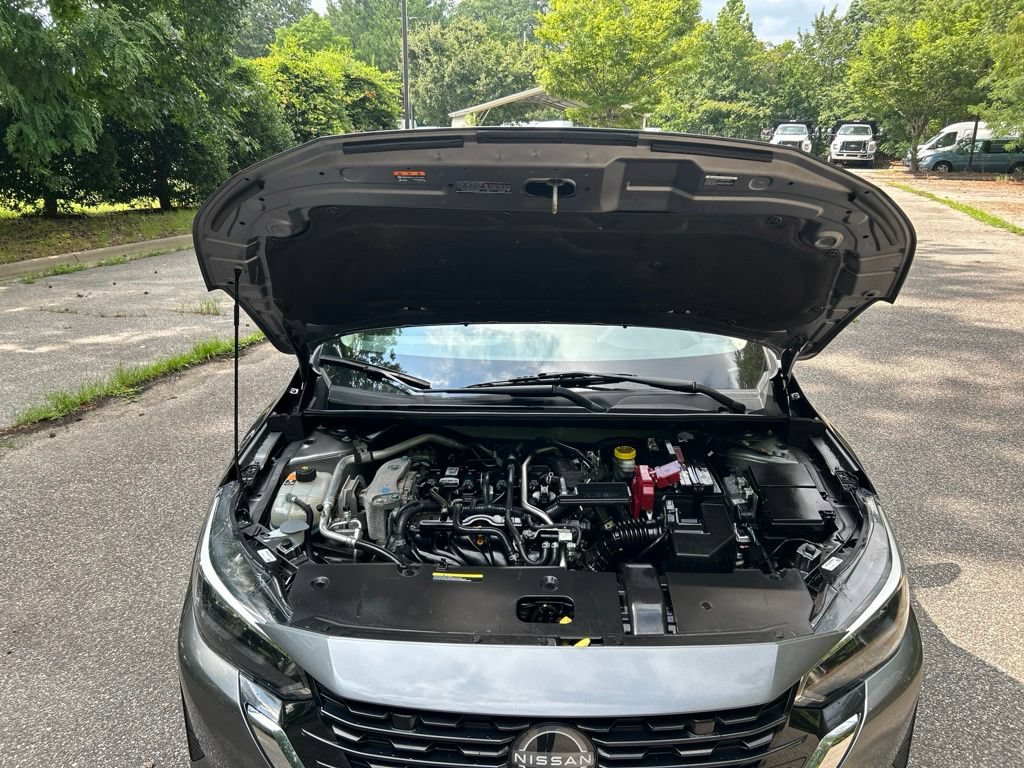 Used 2024 Nissan Sentra SV FWD image 13