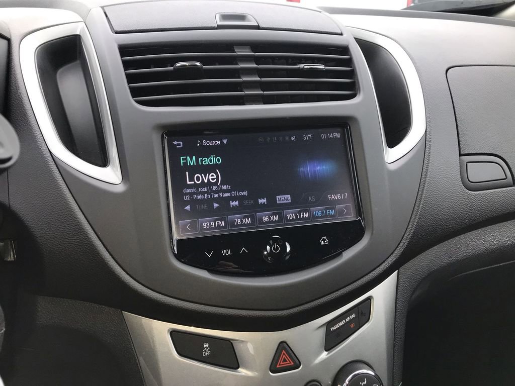 Used 2016 Chevrolet Trax LT w/ LT Convenience Package FWD image 16