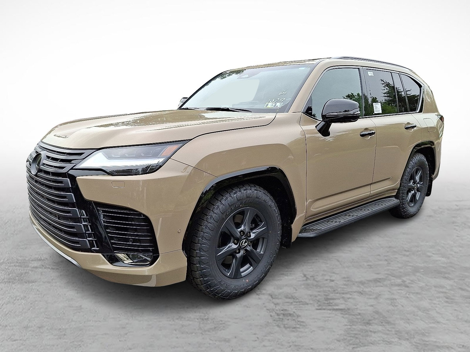 New 2025 Lexus LX 700h Overtrail image 2