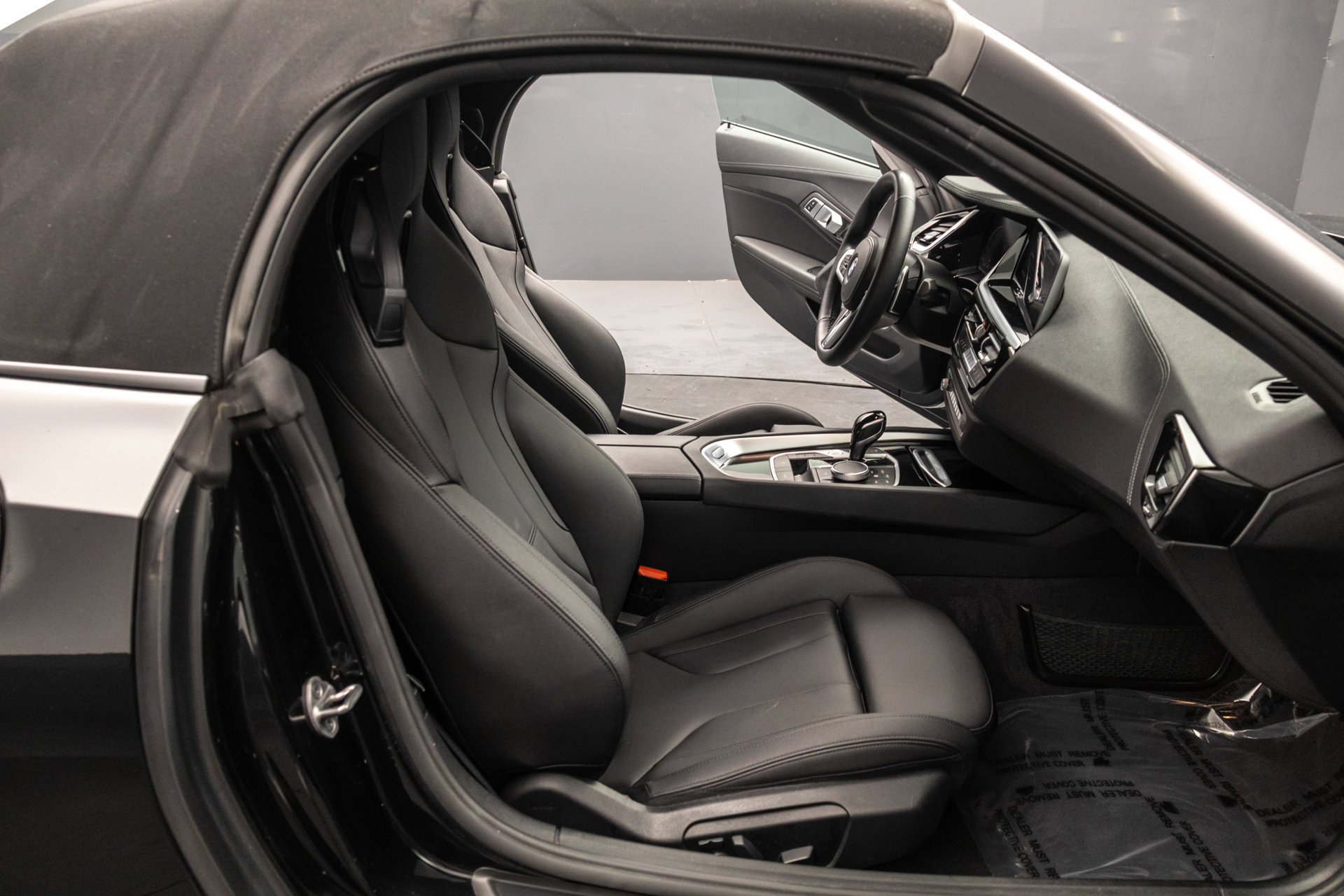 Used 2022 BMW Z4 sDrive30i w/ M Sport Package RWD image 33