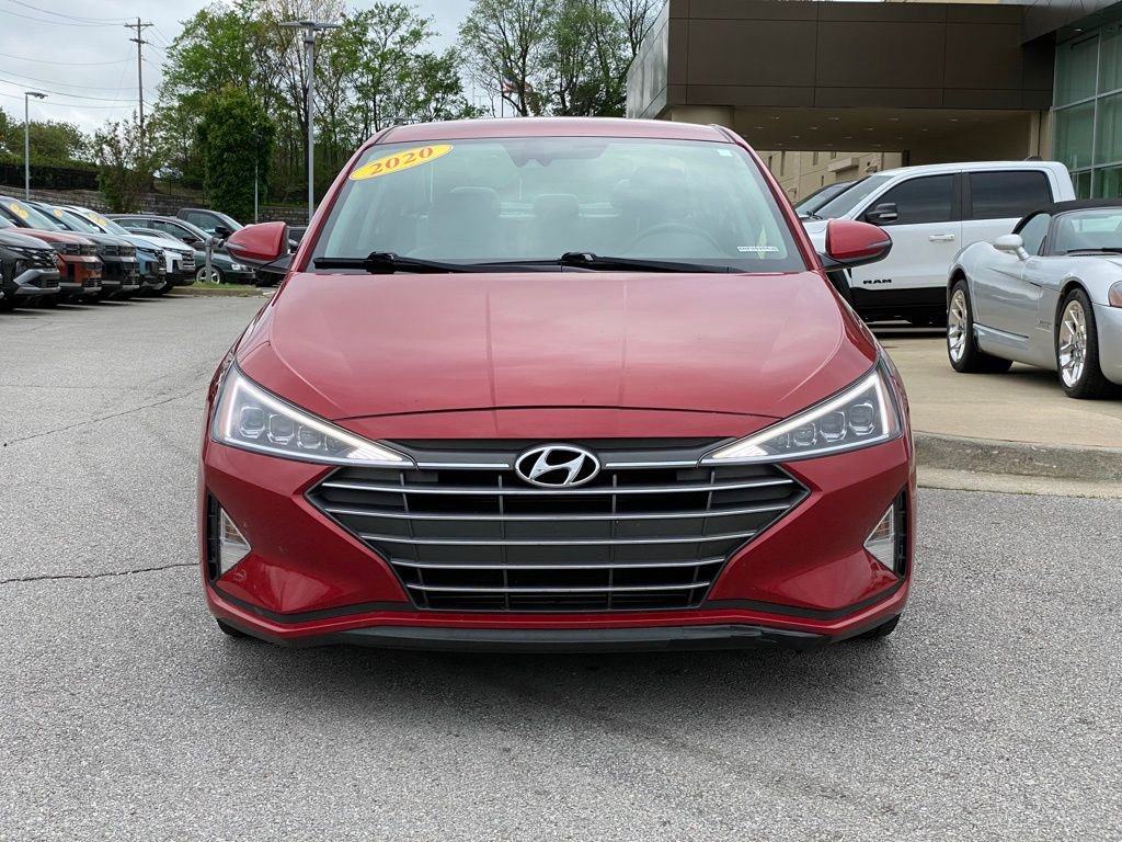 Used 2020 Hyundai Elantra Limited image 2