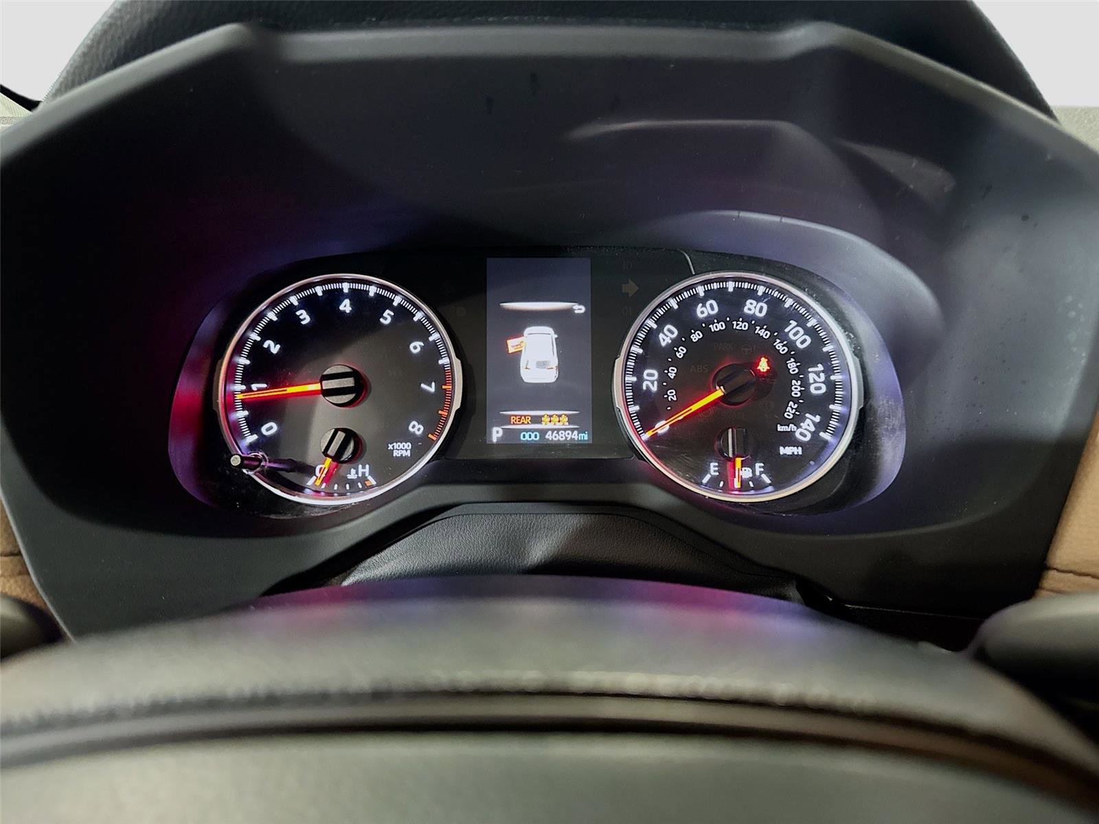 Used 2019 Toyota RAV4 LE image 4