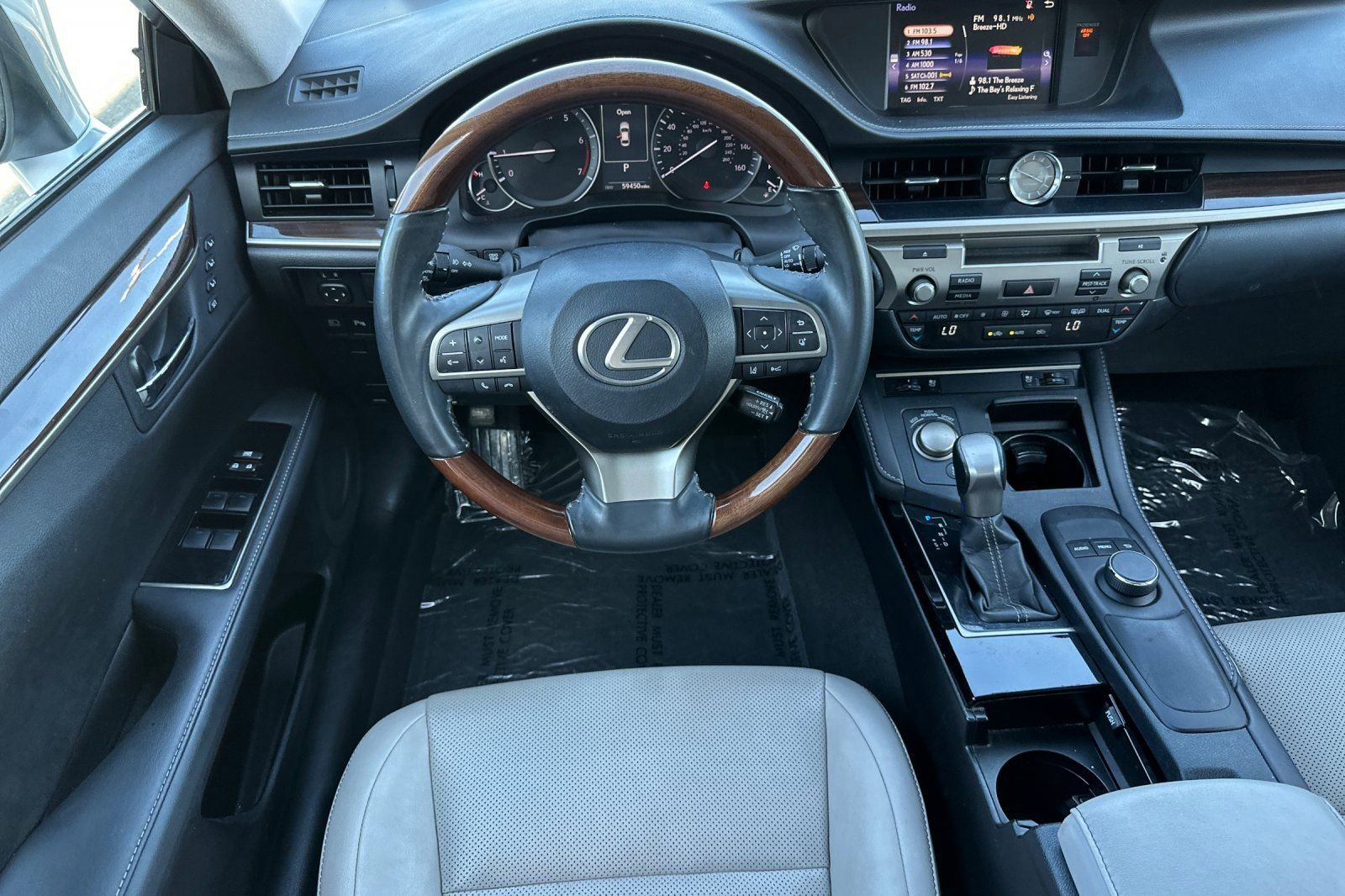 Used 2017 Lexus ES 350 w/ Premium Package image 14