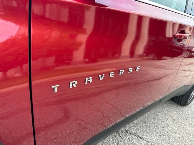 Used 2020 Chevrolet Traverse LT w/ LT Premium Package FWD image 12