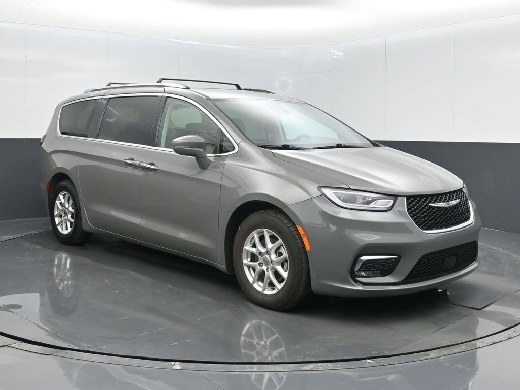 Used 2021 Chrysler Pacifica Touring-L
