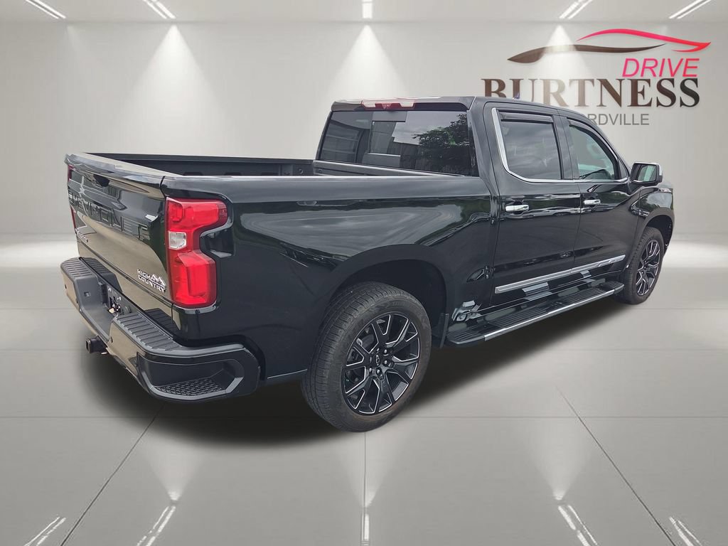 Certified 2024 Chevrolet Silverado 1500 High Country w/ High Country Premium Package AWD/4WD image 8