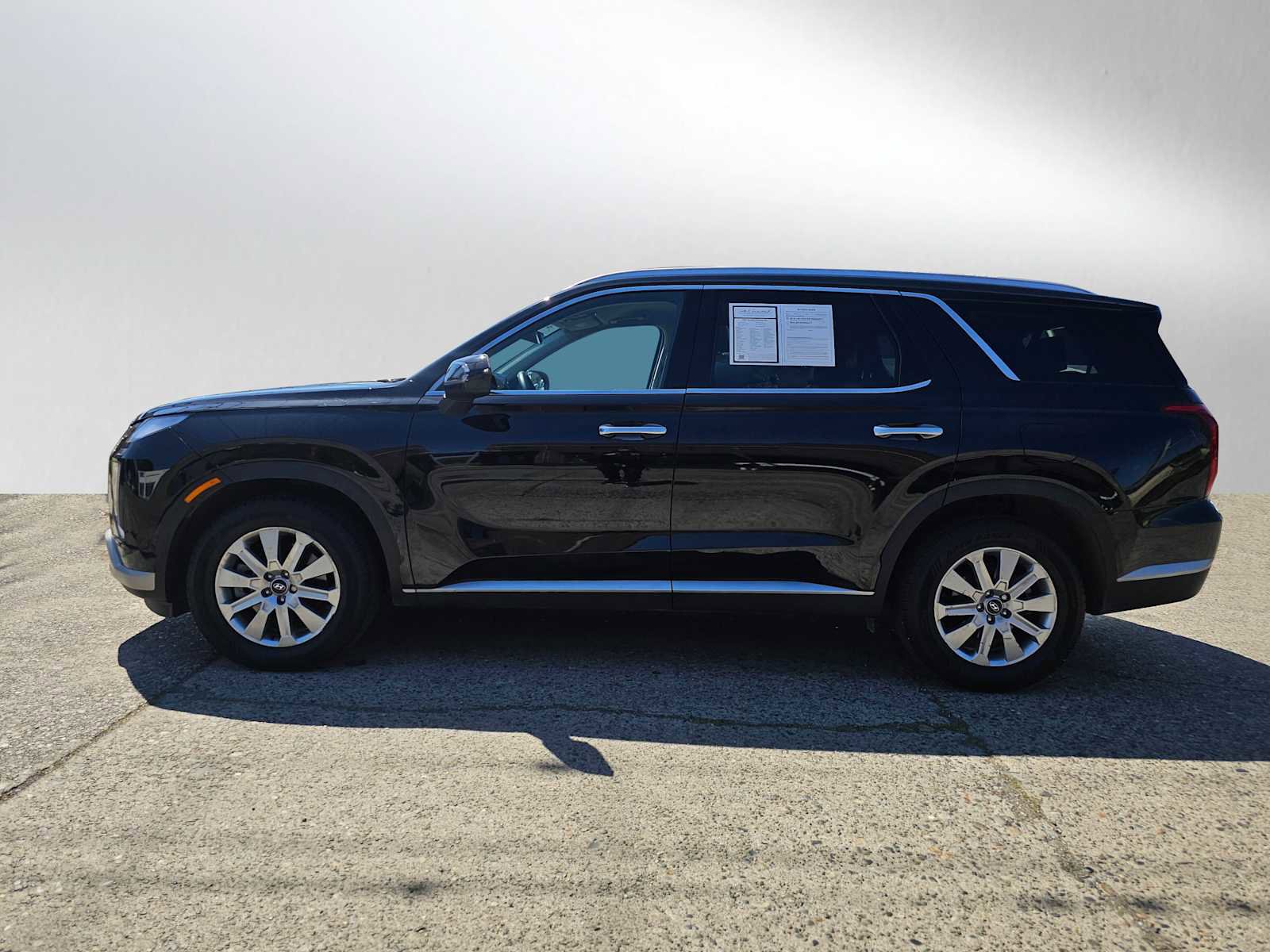 Used 2023 Hyundai Palisade SEL AWD/4WD image 6