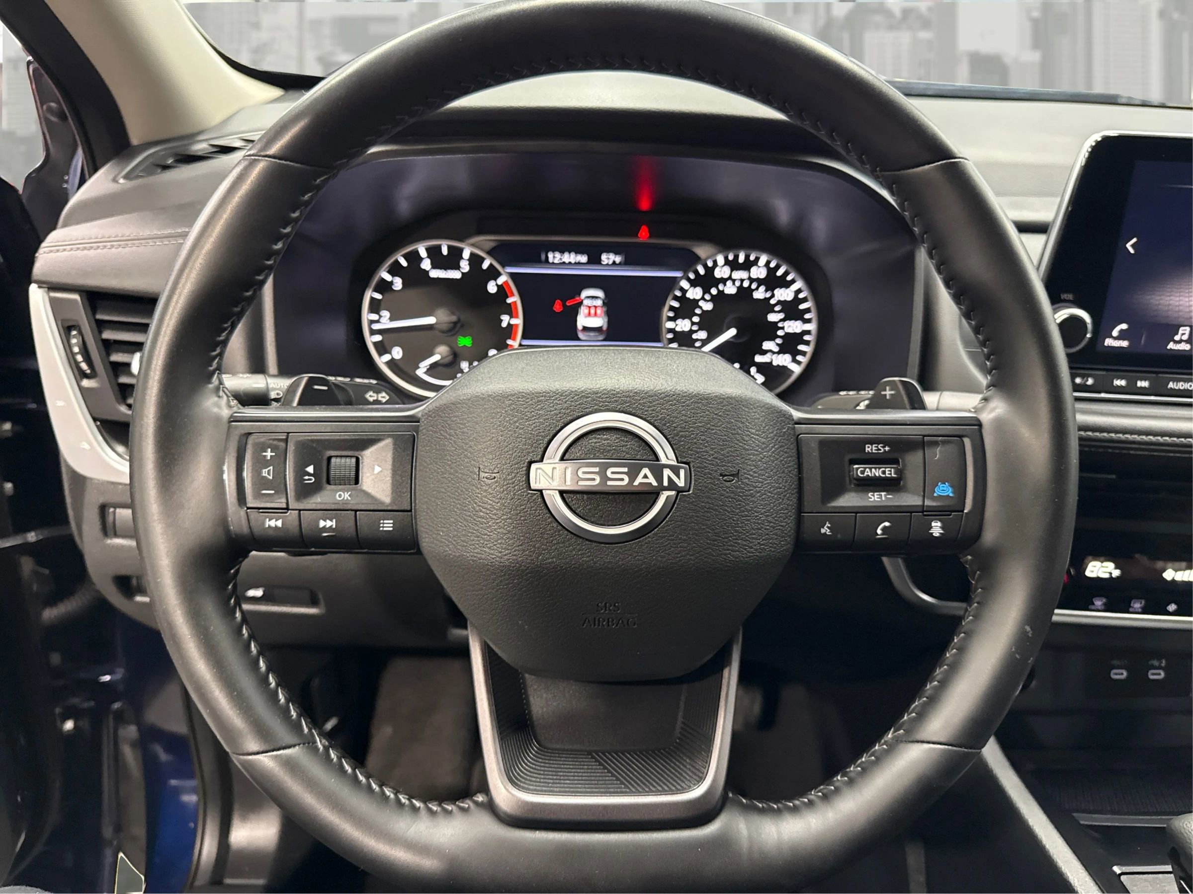 Used 2025 Nissan Rogue SV image 17