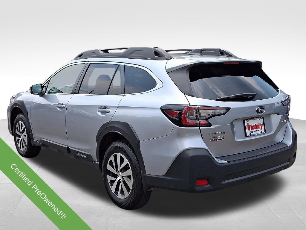 Used 2025 Subaru Outback Premium AWD/4WD image 4