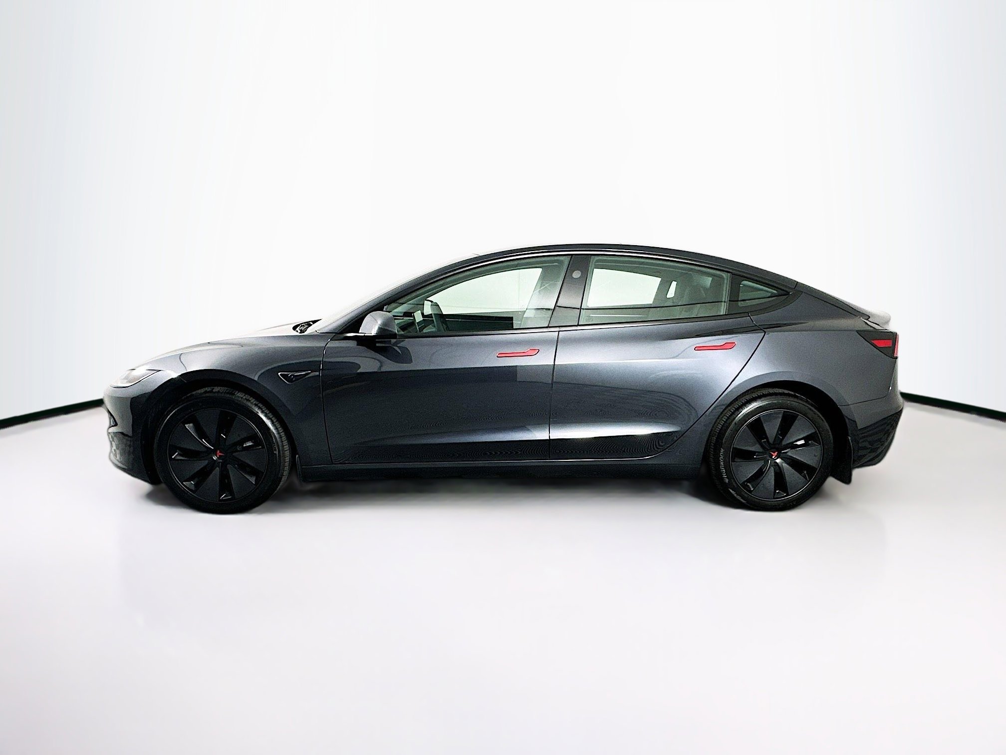 Used 2025 Tesla Model 3 Long Range image 4