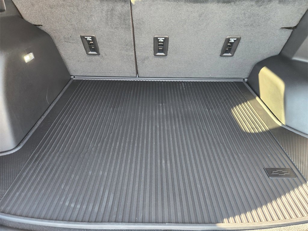 New 2026 Chevrolet Equinox LT w/ LPO, Floor Liner Package image 21