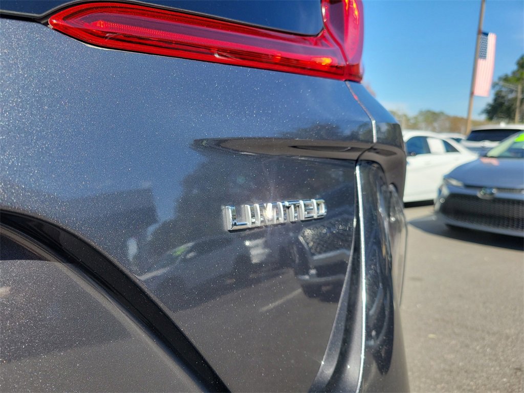 Used 2022 Toyota Prius Prime Limited image 9