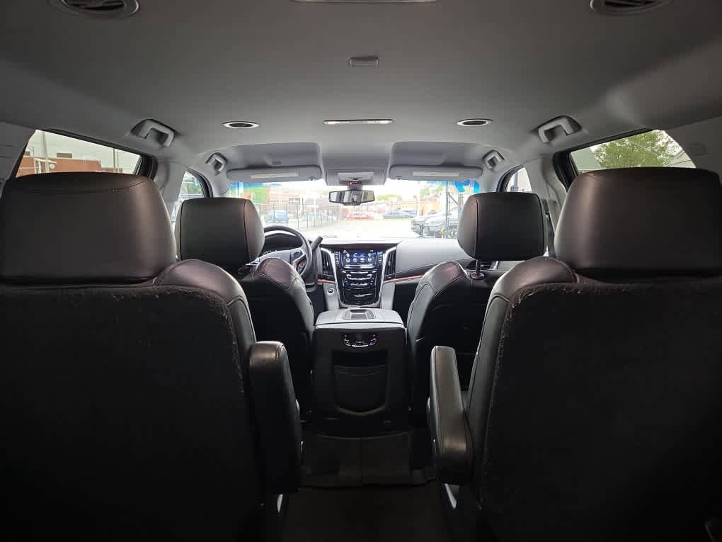 Used 2019 Cadillac Escalade 4WD image 12