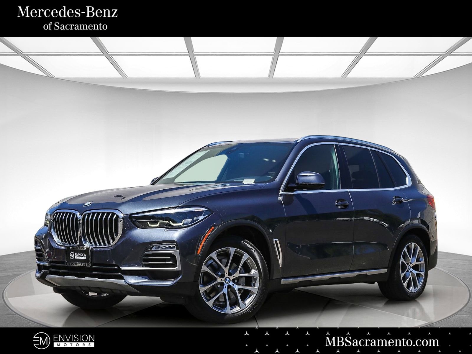 Used 2019 BMW X5 xDrive40i w/ Premium Package 2