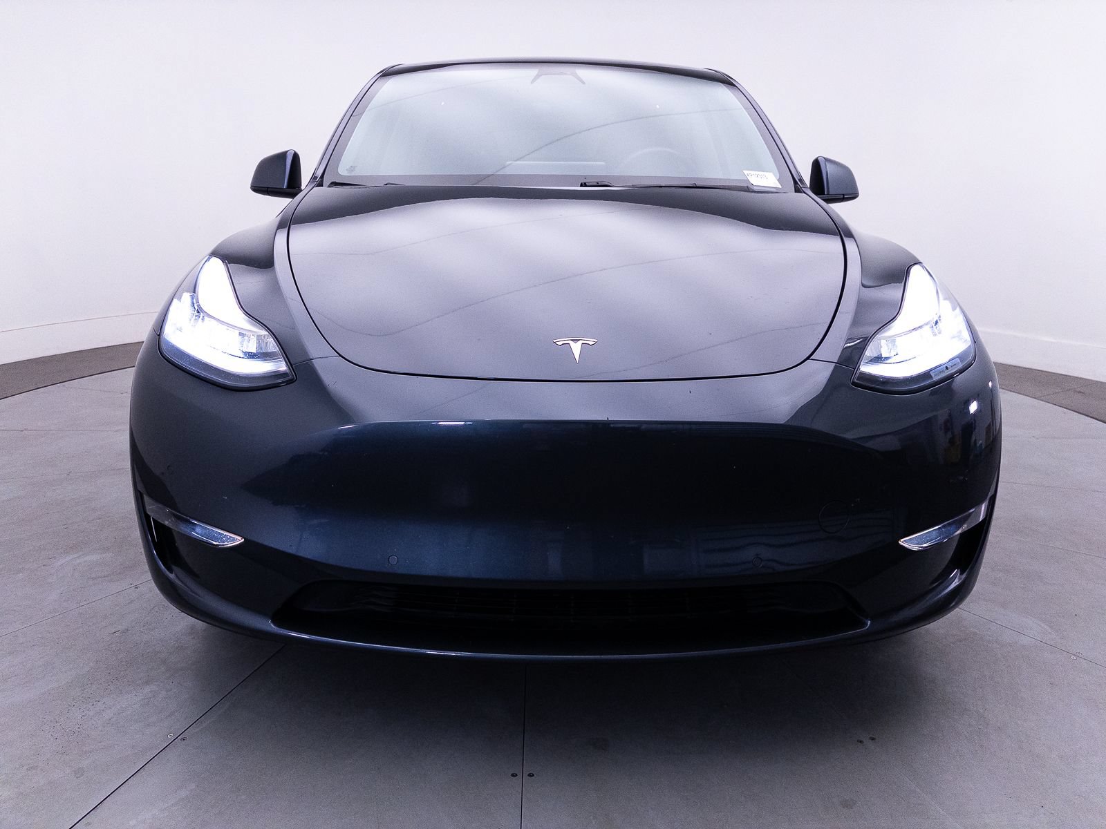 Used 2021 Tesla Model Y Long Range AWD/4WD image 12