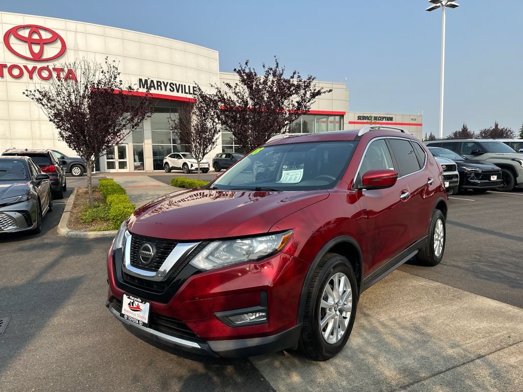 Used 2018 Nissan Rogue SV AWD/4WD image 1