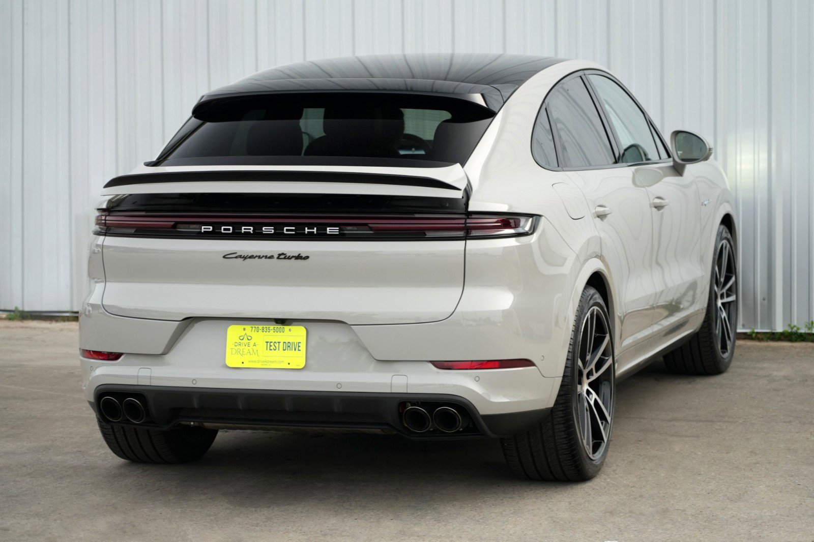 Used 2024 Porsche Cayenne Turbo image 68