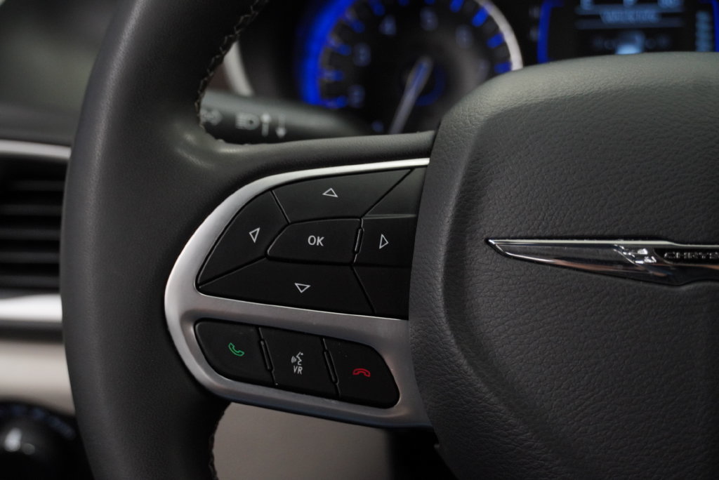 Used 2024 Chrysler Voyager LX FWD image 30