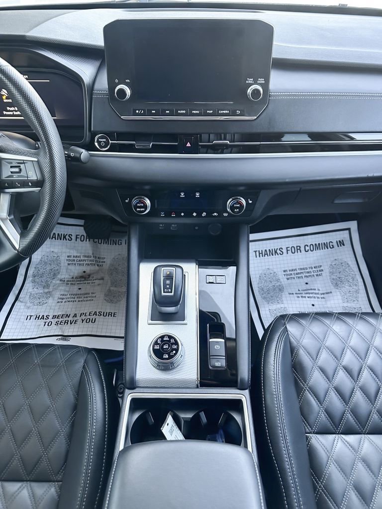 Used 2023 Mitsubishi Outlander SEL image 17