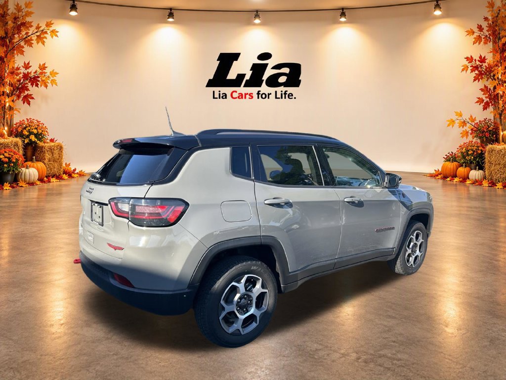 Certified 2022 Jeep Compass Trailhawk w/ Trailhawk Elite Group AWD/4WD image 3