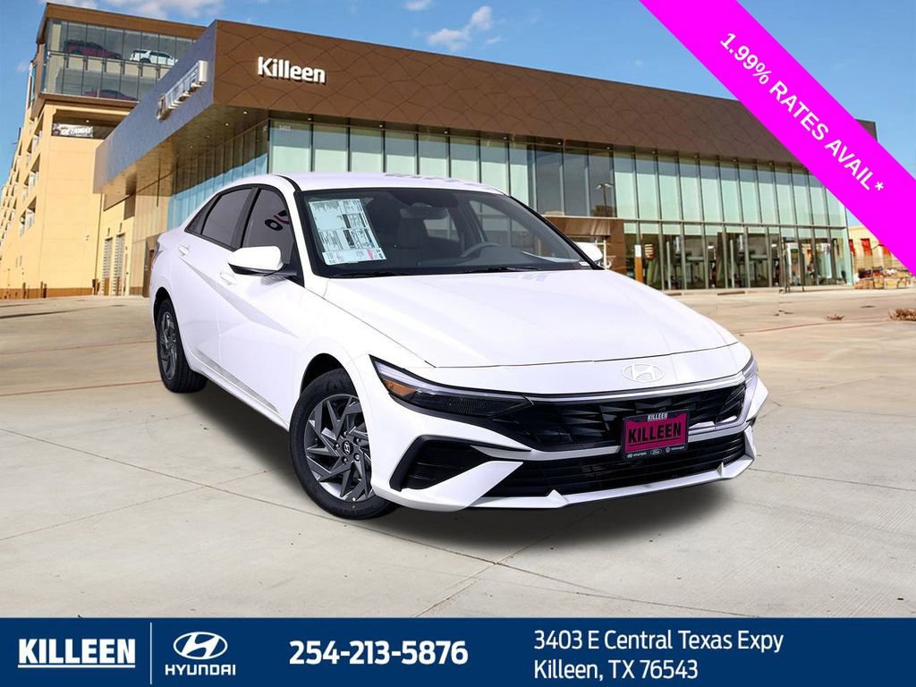 New 2025 Hyundai Elantra Blue