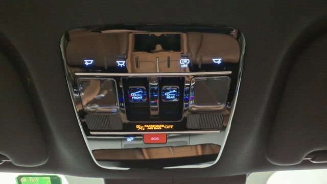 Used 2024 Hyundai Santa Fe Limited image 23