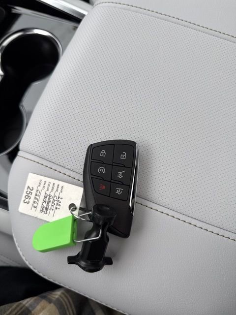 New 2026 Chevrolet Suburban Premier image 34