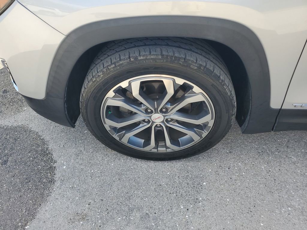 Used 2019 GMC Terrain SLT image 17