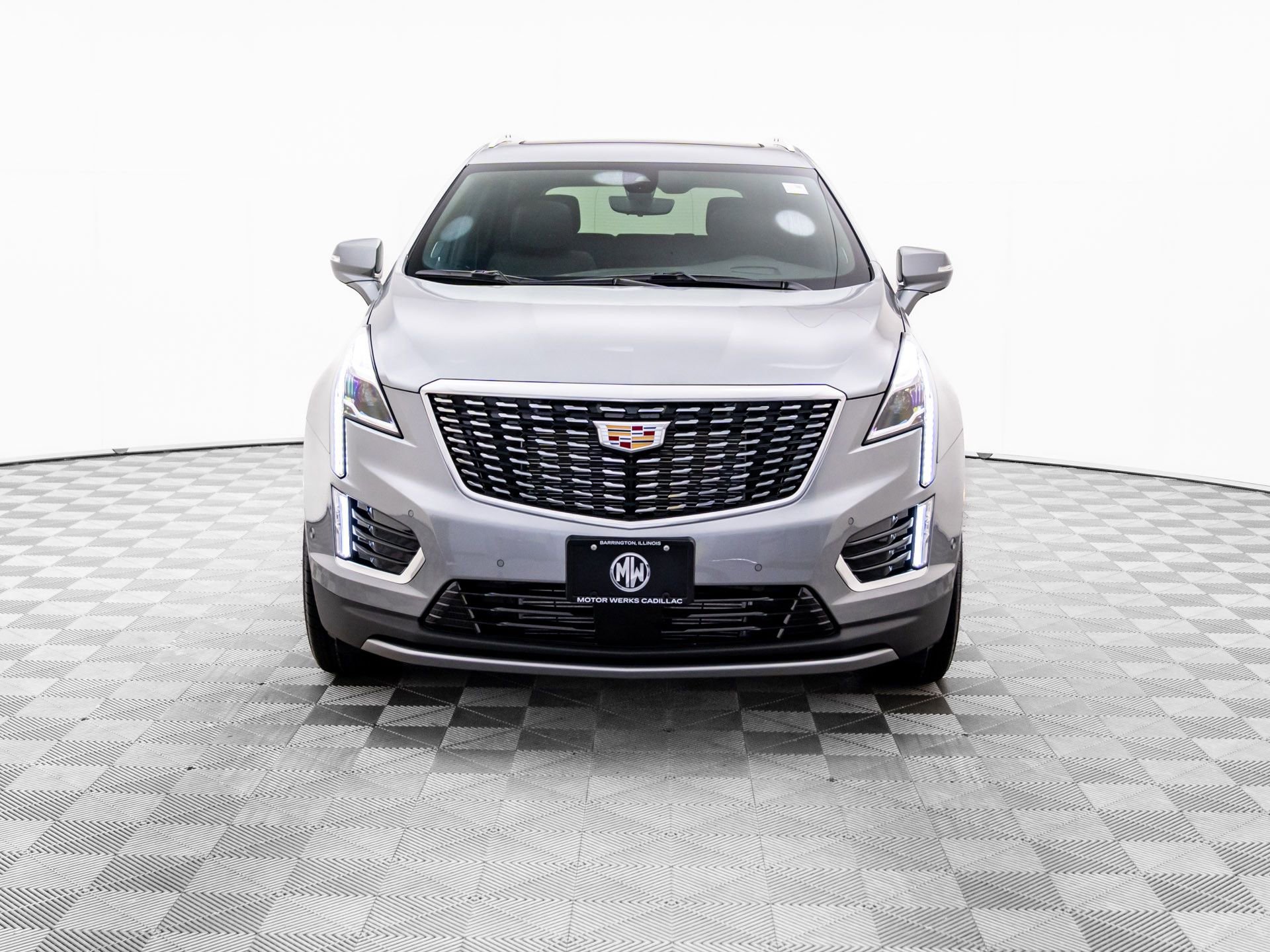 New 2026 Cadillac XT5 Premium Luxury image 2