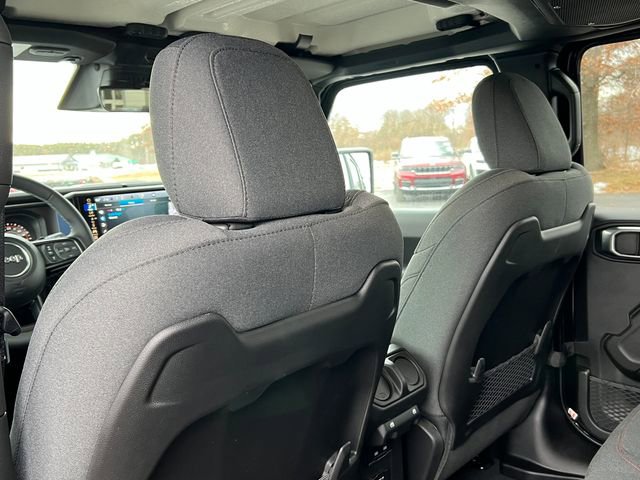 New 2026 Jeep Wrangler Unlimited Rubicon w/ Steel Bumper Group image 34