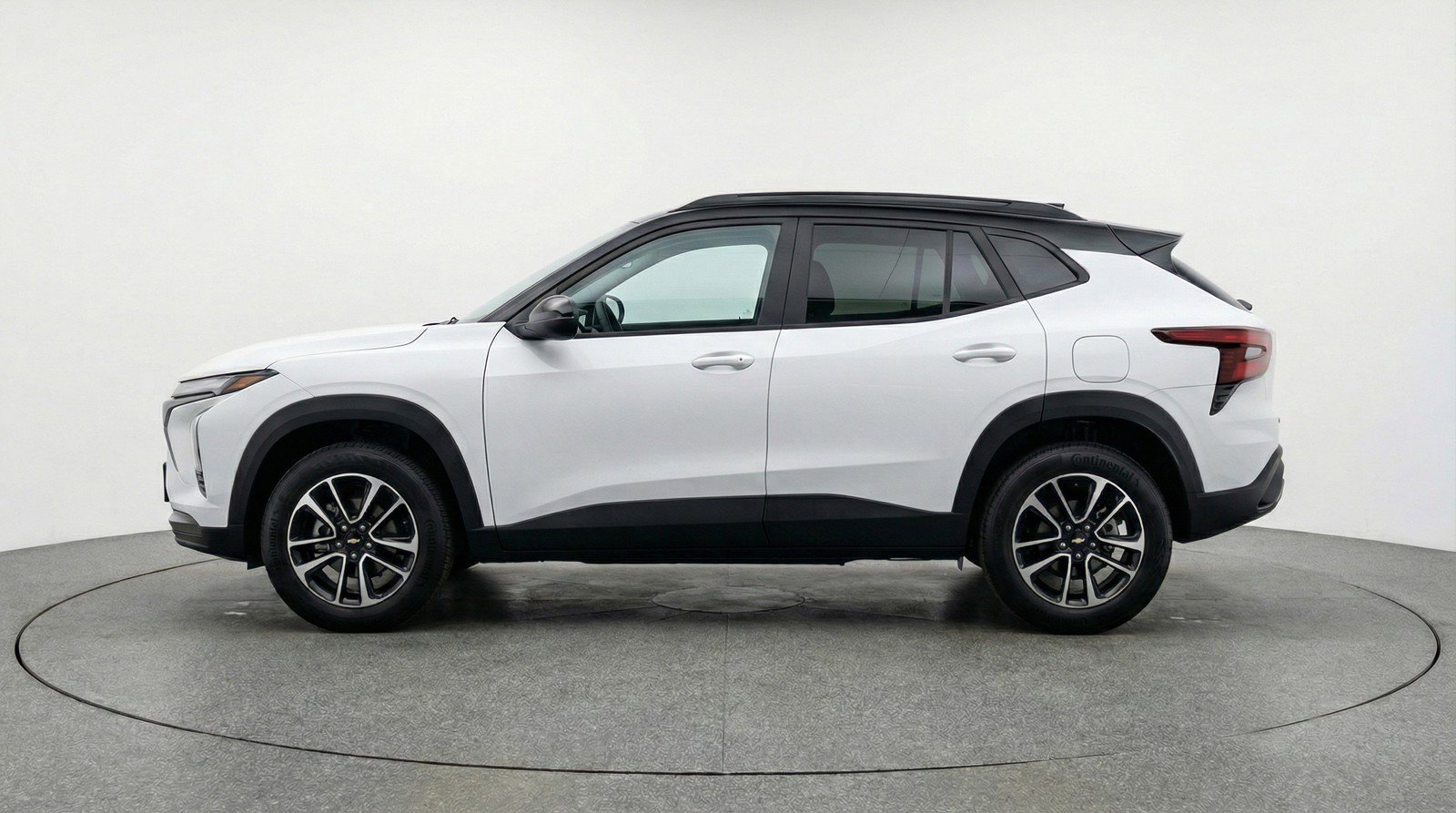 Used 2025 Chevrolet TrailBlazer LT FWD image 5