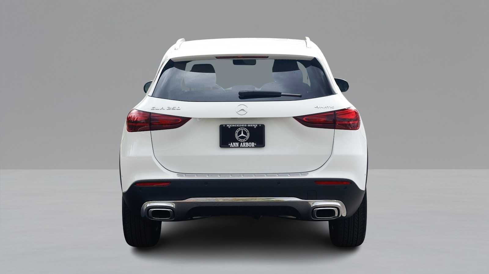 Used 2025 Mercedes-Benz GLA 250 4MATIC image 7