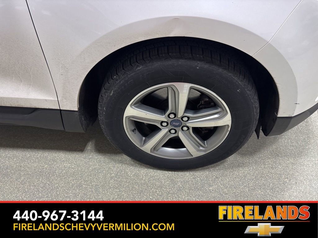 Used 2019 Ford Edge SEL w/ Equipment Group 201A image 28