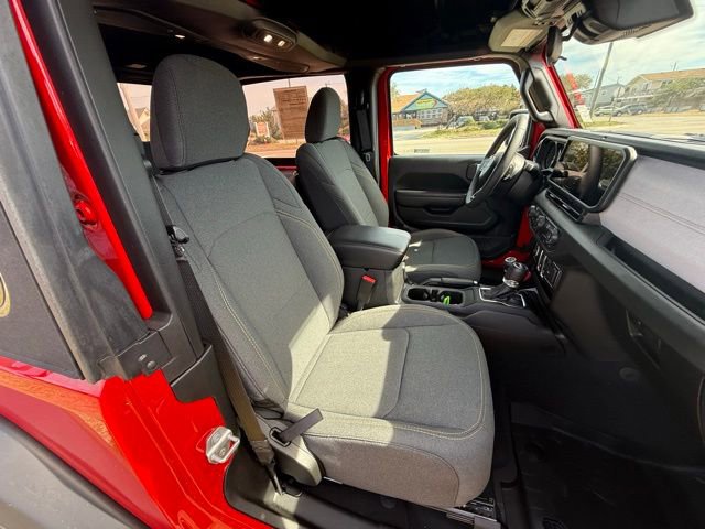 Used 2024 Jeep Wrangler Sport S image 11