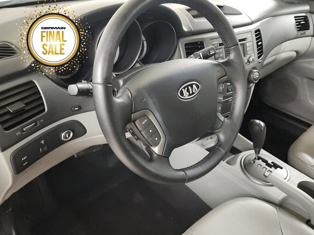 Used 2010 Kia Optima EX image 16