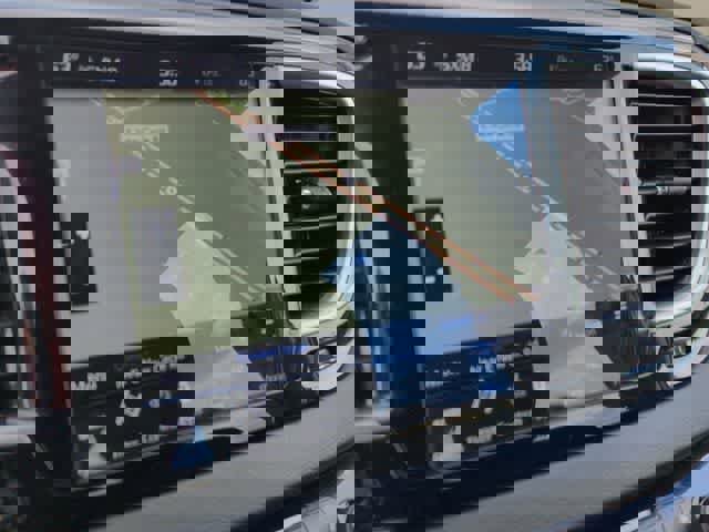 Used 2018 Chrysler Pacifica Touring-L Plus w/ Advanced Safetytec Group image 28