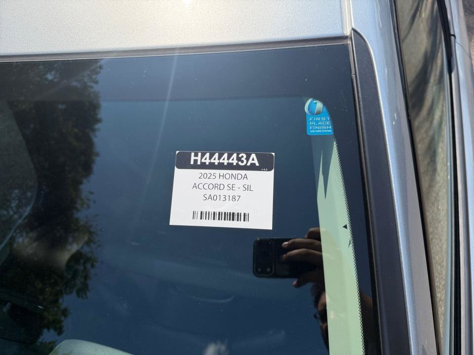 Certified 2025 Honda Accord SE image 33