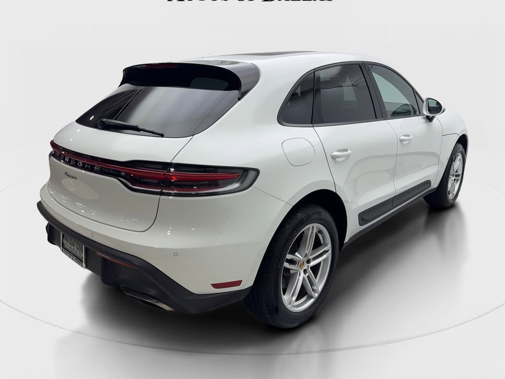 Used 2025 Porsche Macan Turbo image 6